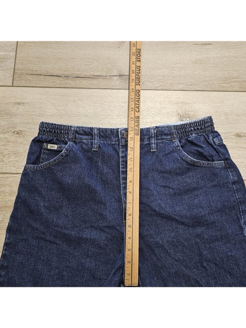 Lee Women's Side Elastic Denim Shorts Size 16 Medium Dark Wash Comfort Stretch - Picture 7 of 9